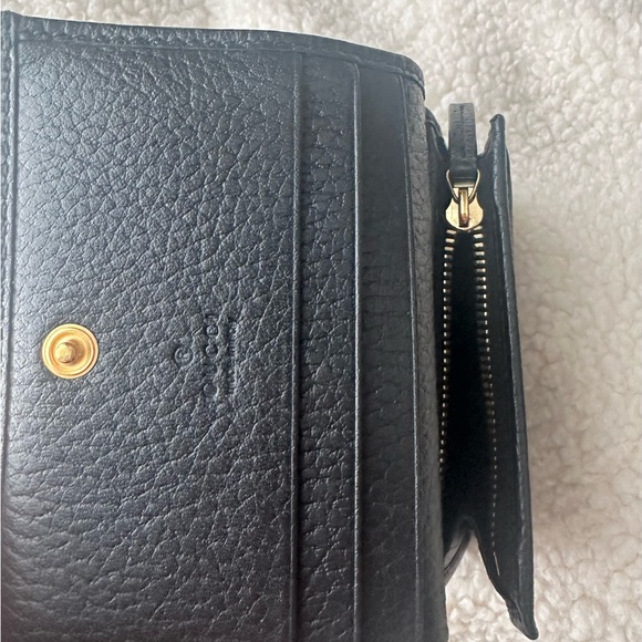 A card case wallet with small Double G metal detail. - Picture 9 of 9